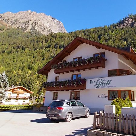 Haus Gfall Kaunertal Buitenkant foto