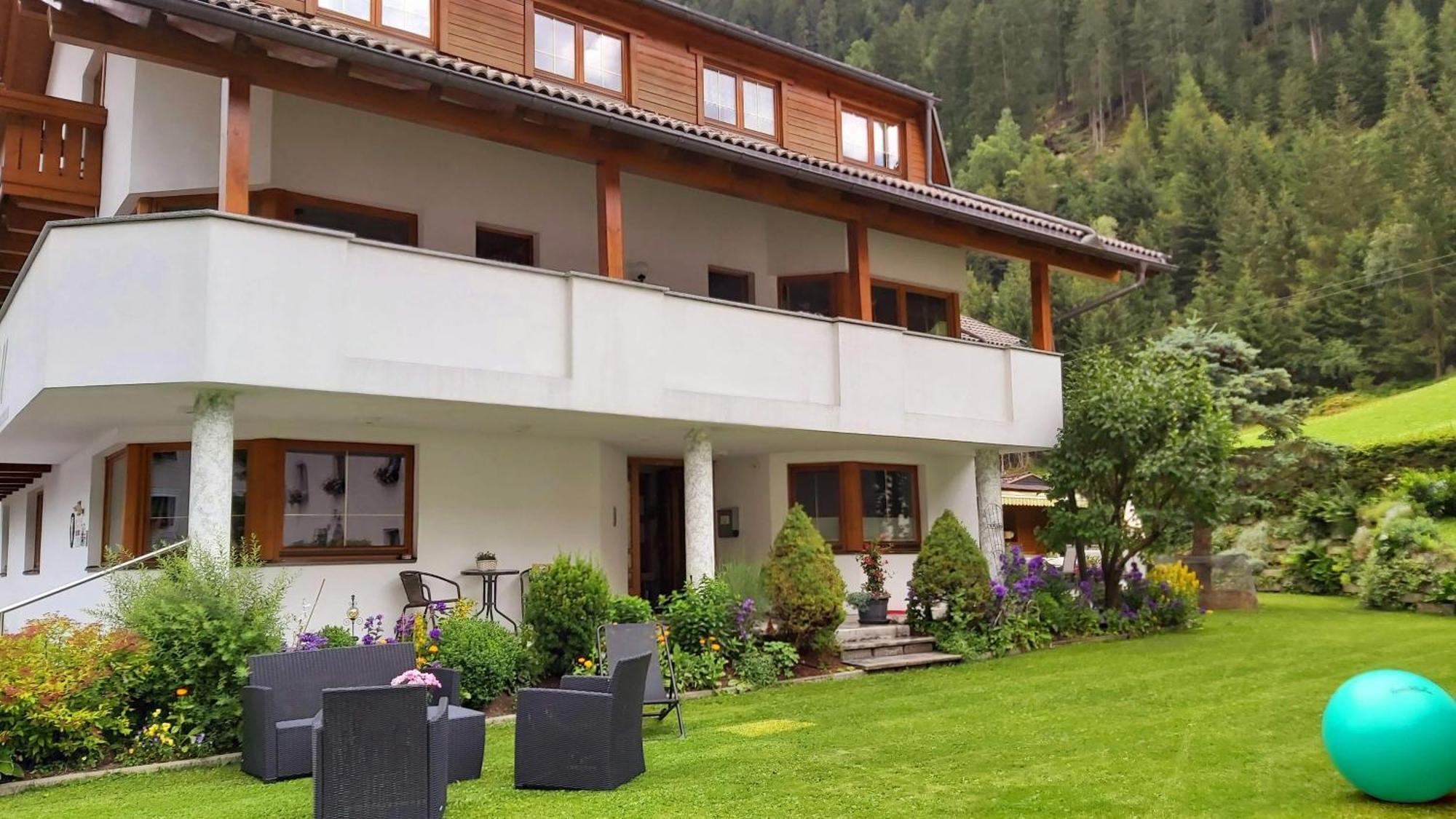 Haus Gfall Kaunertal Buitenkant foto