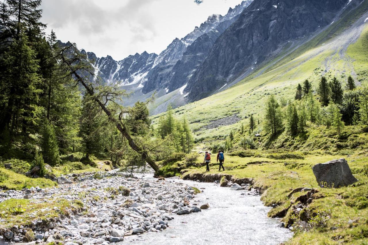 Haus Gfall Kaunertal Buitenkant foto